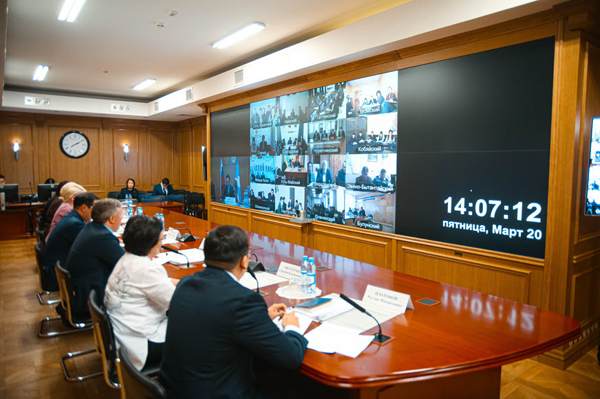 С 15 по 17 марта в Якутию из-за границы прибыли 553 человека. За ними будут наблюдать медики