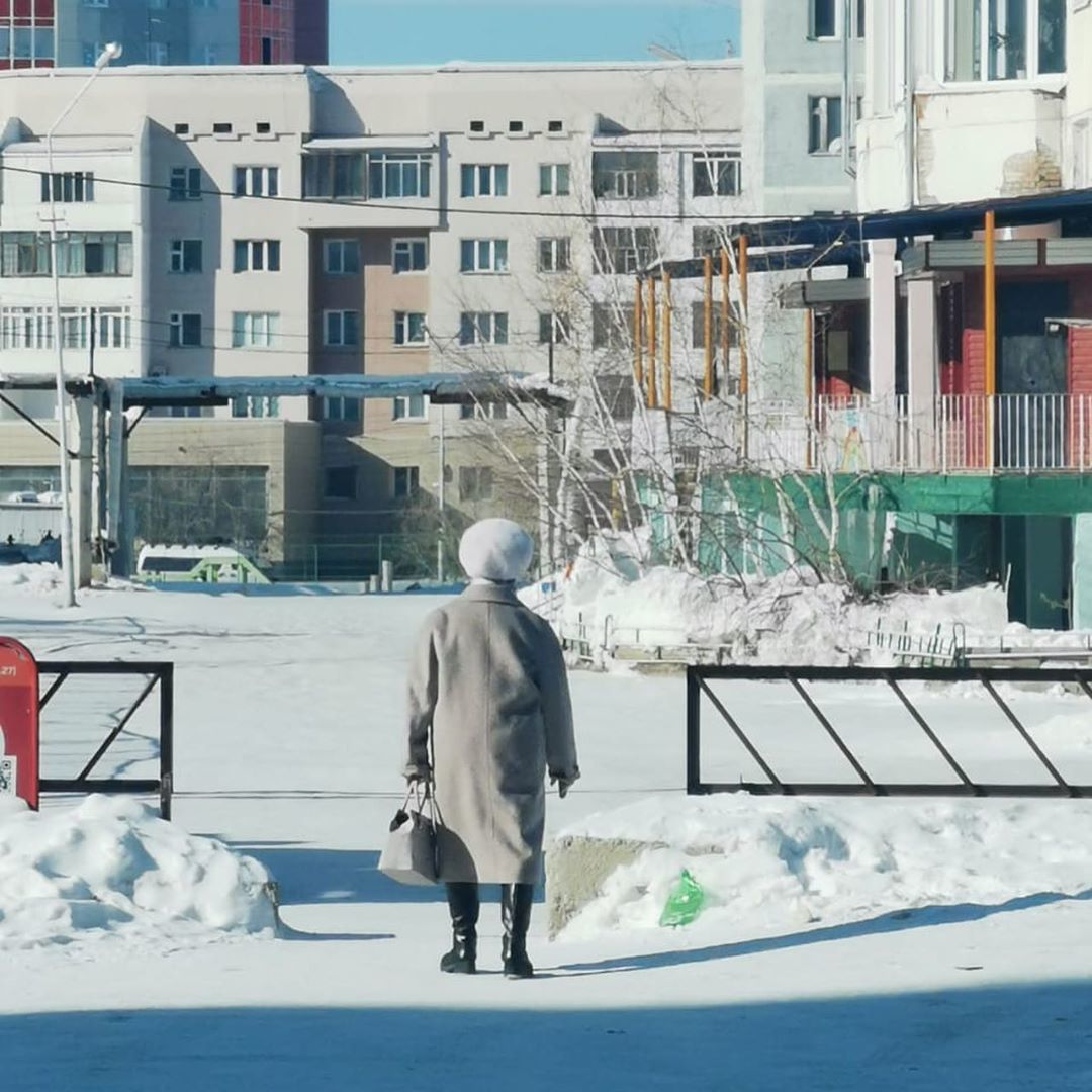 "Если мы не проявим коллективную сознательность, нам придется установить в городе полный карантин", - мэр Якутска