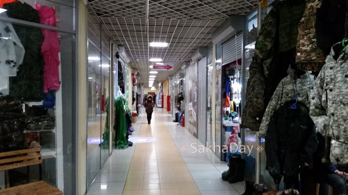 На Столичном рынке выручка упала на 50-60%