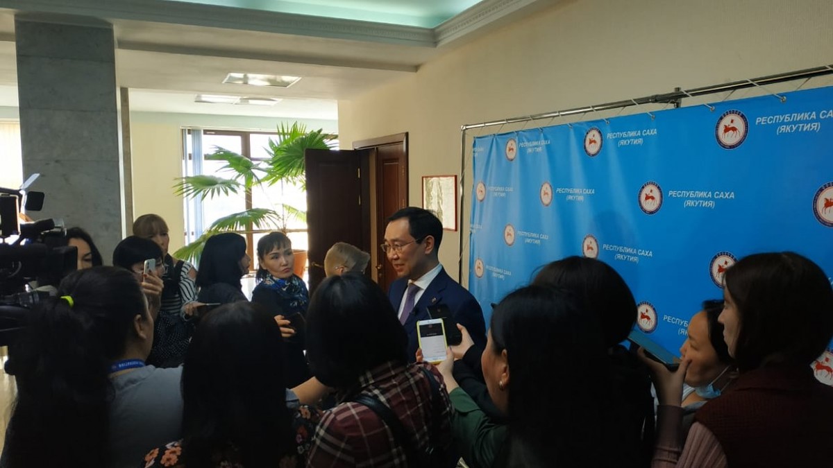 "Пассажиры бизнес-класса, летевшие с топ-менеджером, проходят  проверку"