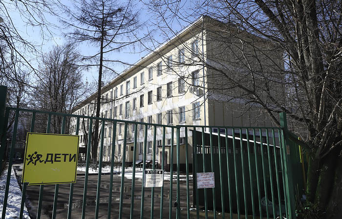 Части регионов предложили досрочно закончить учебный год для 1-8 классов