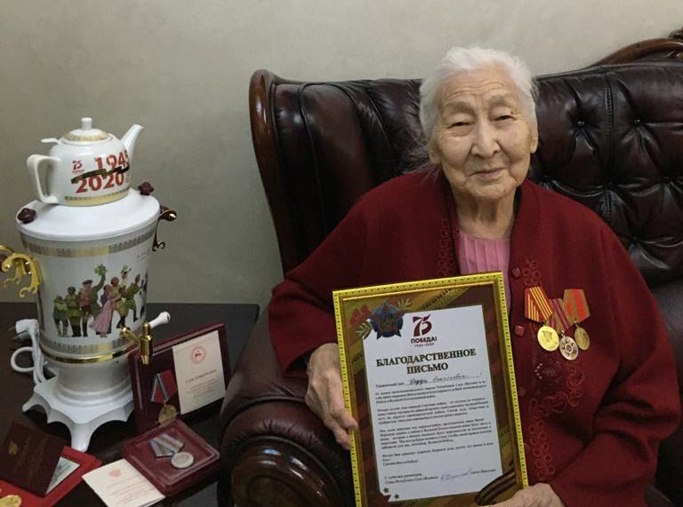 Сидим дома. Секреты долголетия и неуёмной энергии от 94-летней Федоры Ивановой