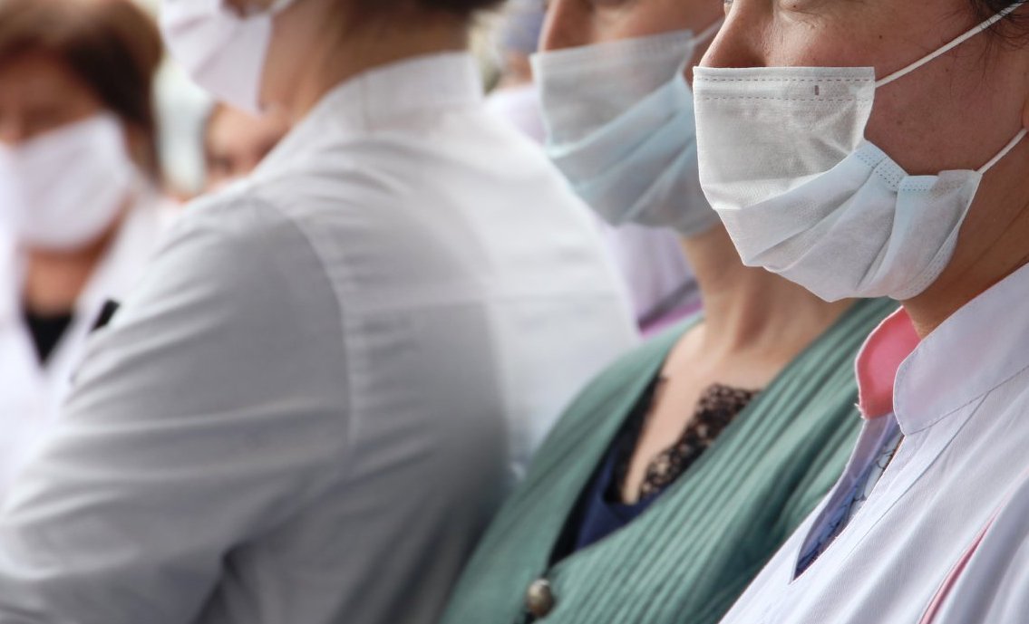 В Якутске четверо медицинских работников офтальмологической  больницы  заболели COVID-19