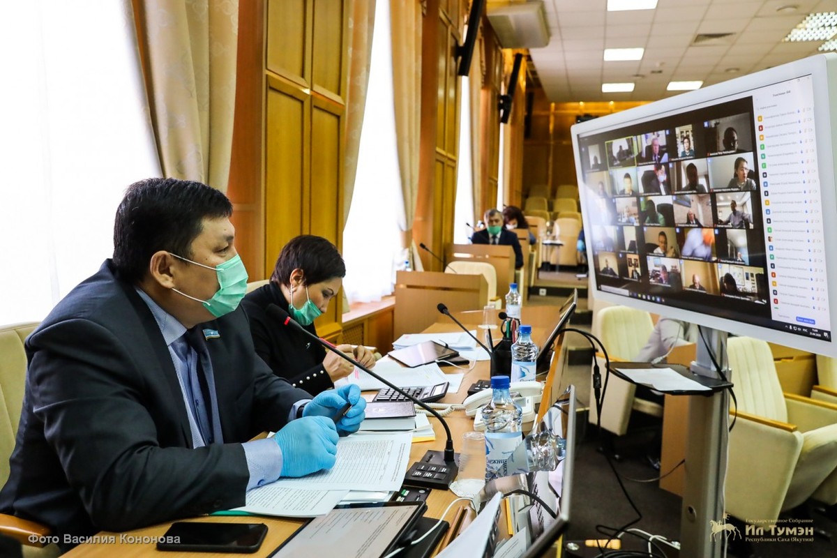 Стали известны результаты повторных анализов депутатов Ил Тумэна на  COVID-19