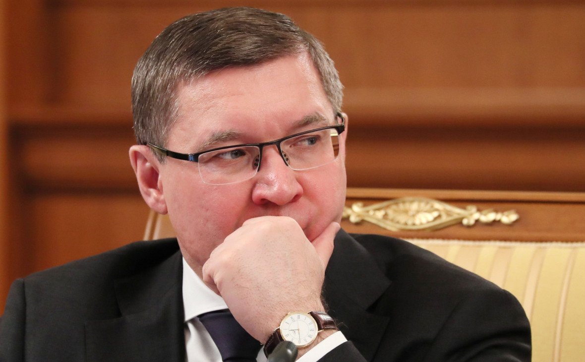 Глава Минстроя заразился коронавирусом