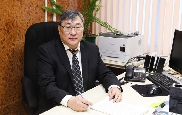 Скоропостижно скончался глава Оленекского улуса Александр Иванов