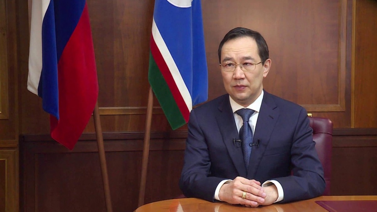 Айсен Николаев выступил с обращением о поэтапном снятии ограничений в связи с распространением коронавирусной инфекции