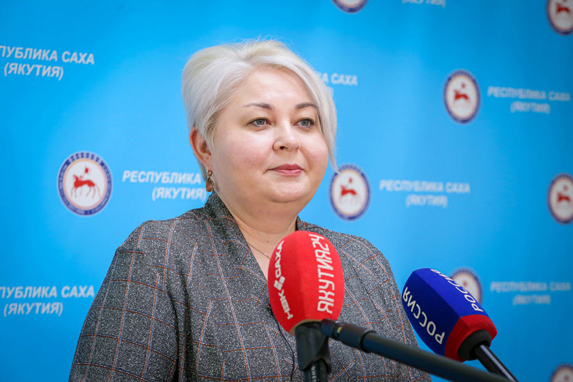 "Медработникам Якутии выплачивают и федеральные, и региональные выплаты за борьбу с коронавирусом"