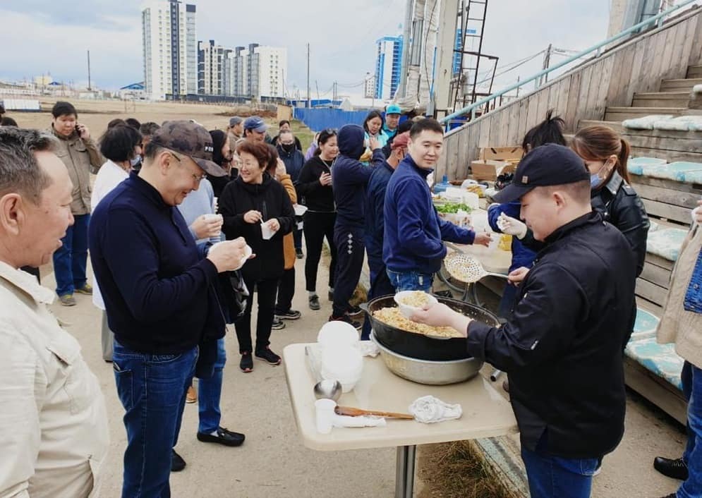 Прокуратура проверяет информацию о субботнике в якутском вузе, ректор  от комментариев отказался