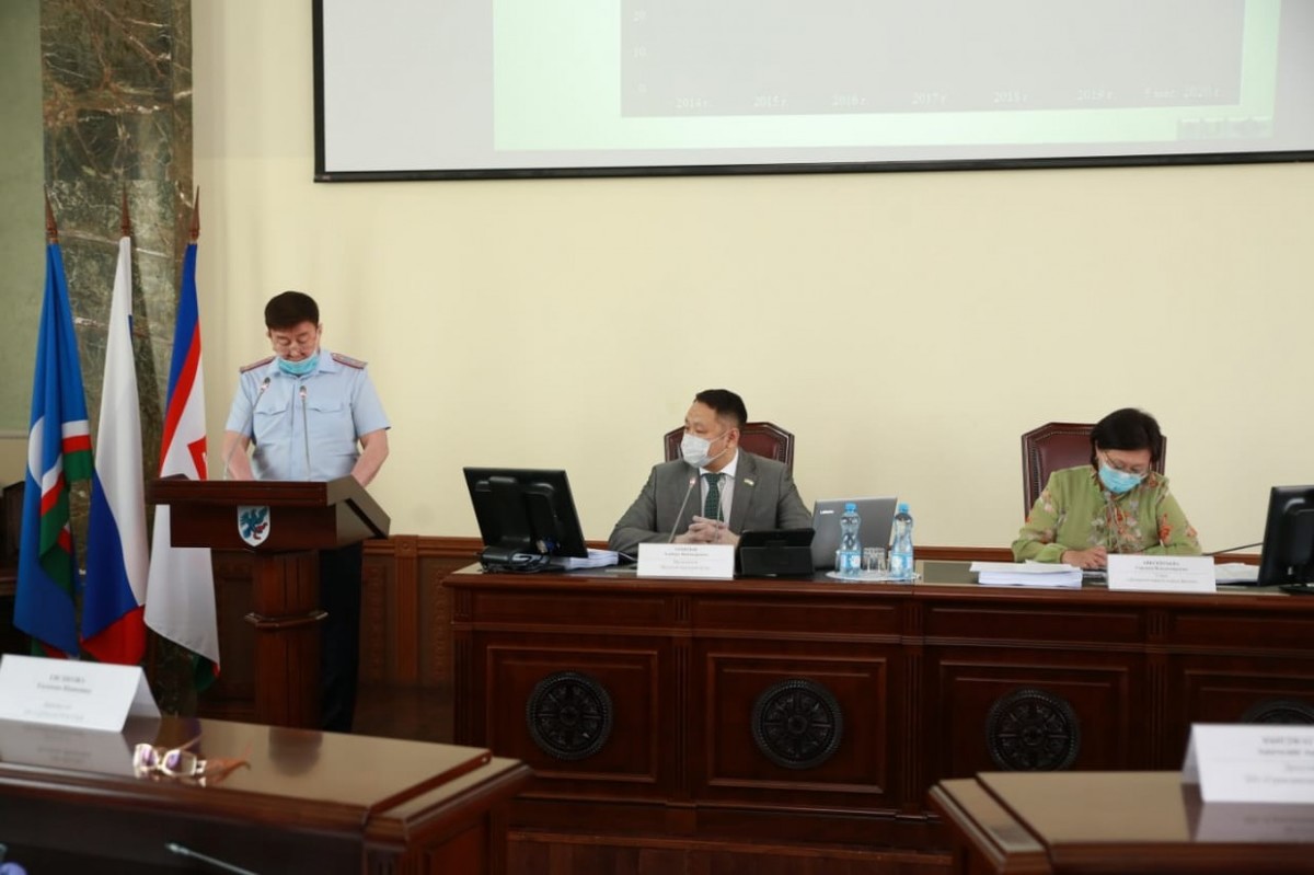 Состоялось заседание сессии Якутской городской Думы