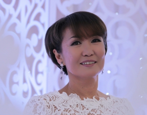 "В каждом языке находит свое отображение духовная культура, многовековая история каждой нации", - Оксана Абрамова