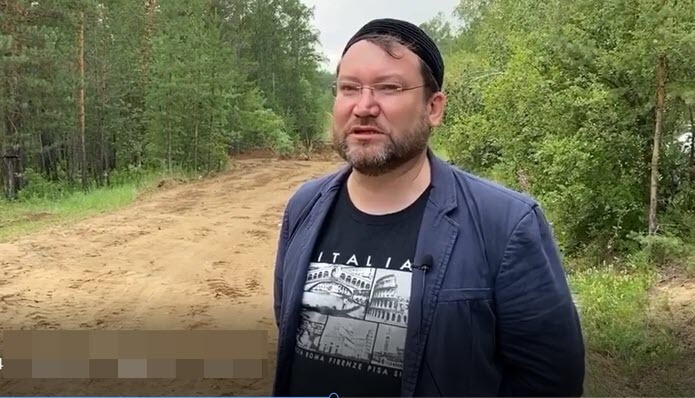 Видеофакт: Мусульмане надеются разграничить территорию на кладбище на Птицефабрике в Якутске