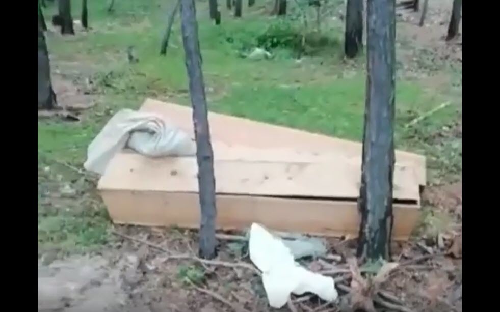 Мэрия Якутска: В районе Птицефабрики обнаружены несанкционированные захоронения и пустые гробы