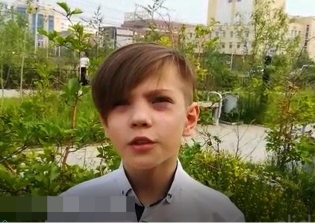 Дети-сироты поздравляют главу Якутска с юбилеем