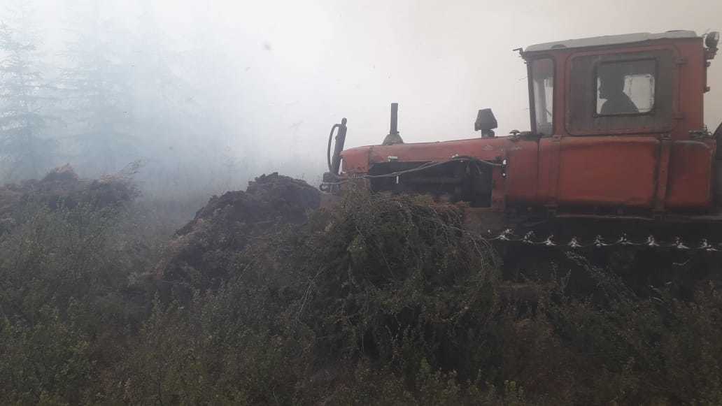 В селе Эбях Среднеколымского района возобновился ранее локализованный лесной пожар