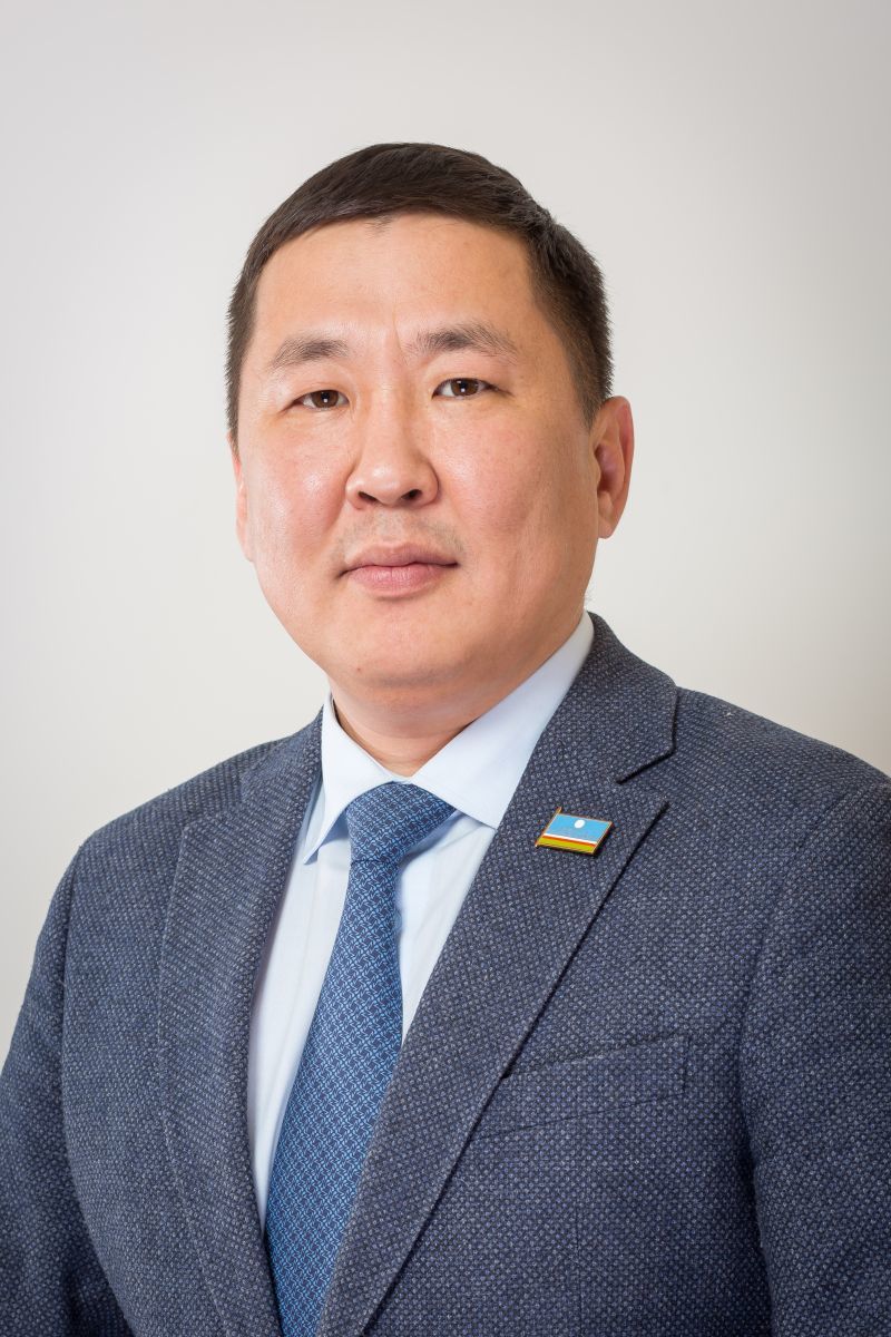 В Якутии министр молодежи привлечен к ответственности за нарушение законодательства о закупках