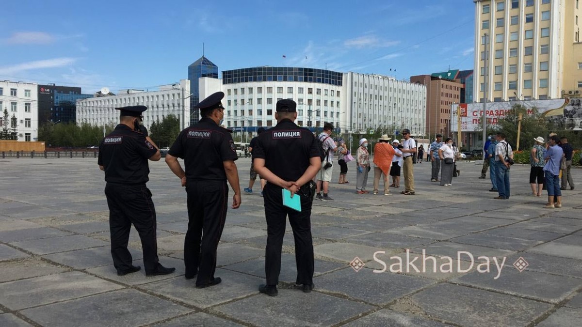 Видеофакт: В Якутске прошла несанкционированная акция в поддержку Хабаровска