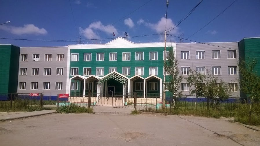 «Наших детей лишили права на учебу рядом с домом», - родители первоклассников, оставшихся за бортом школы №17 в Якутске