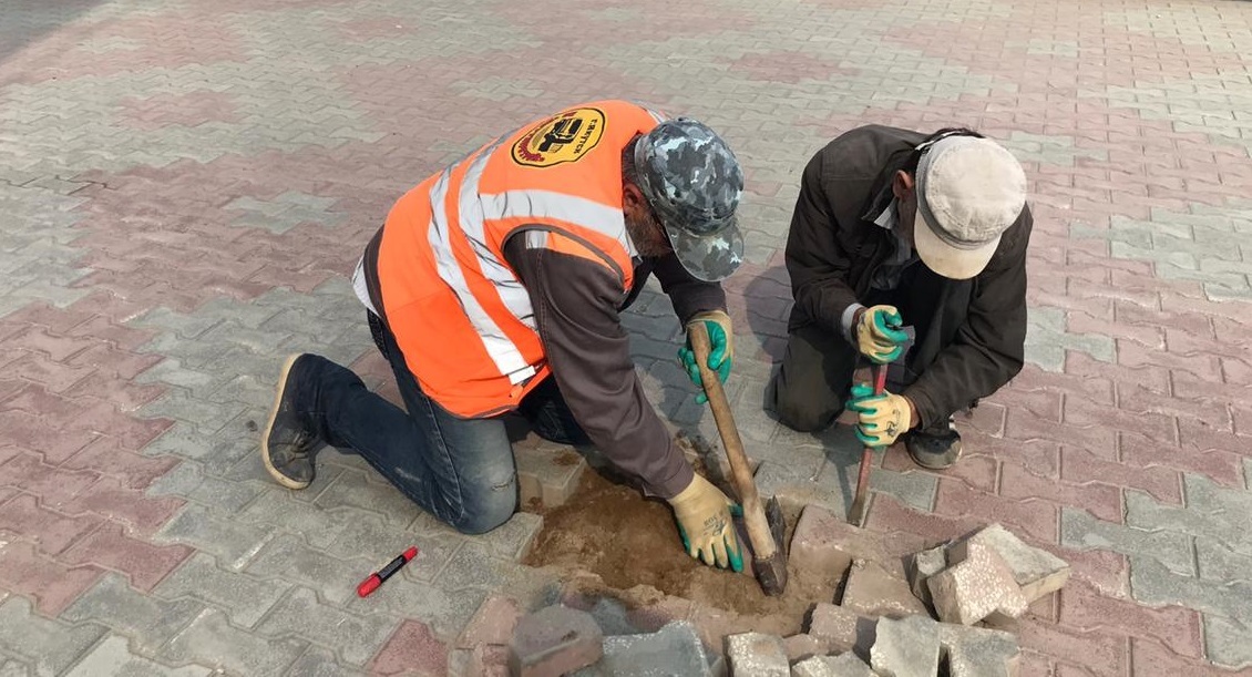 В Якутске начали ремонт тротуаров и съездов