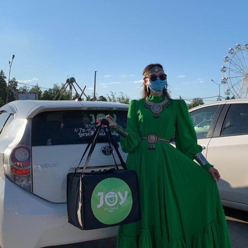 Якутяне затравили службу доставки суши из-за жалобы бывшего работника на невыплату зарплаты