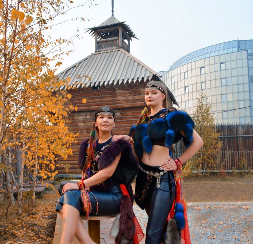 Модельер Лидия Будищева представит "Амазонок Якутии" на международном показе мод