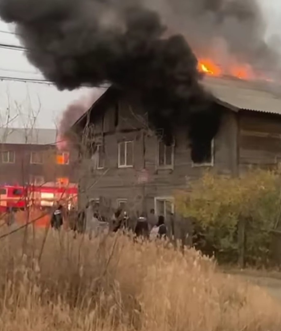 Причиной сегодняшнего пожара по ул. Жорницкого в Якутске могла стать неразделенная любовь