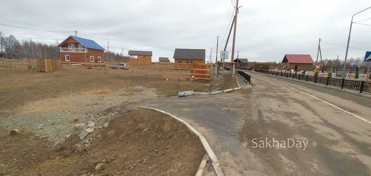 Жители нового микрорайона в хангаласском селе живут без отопления