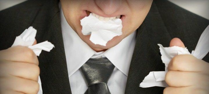 Житель Якутска съел изобличающий его протокол допроса