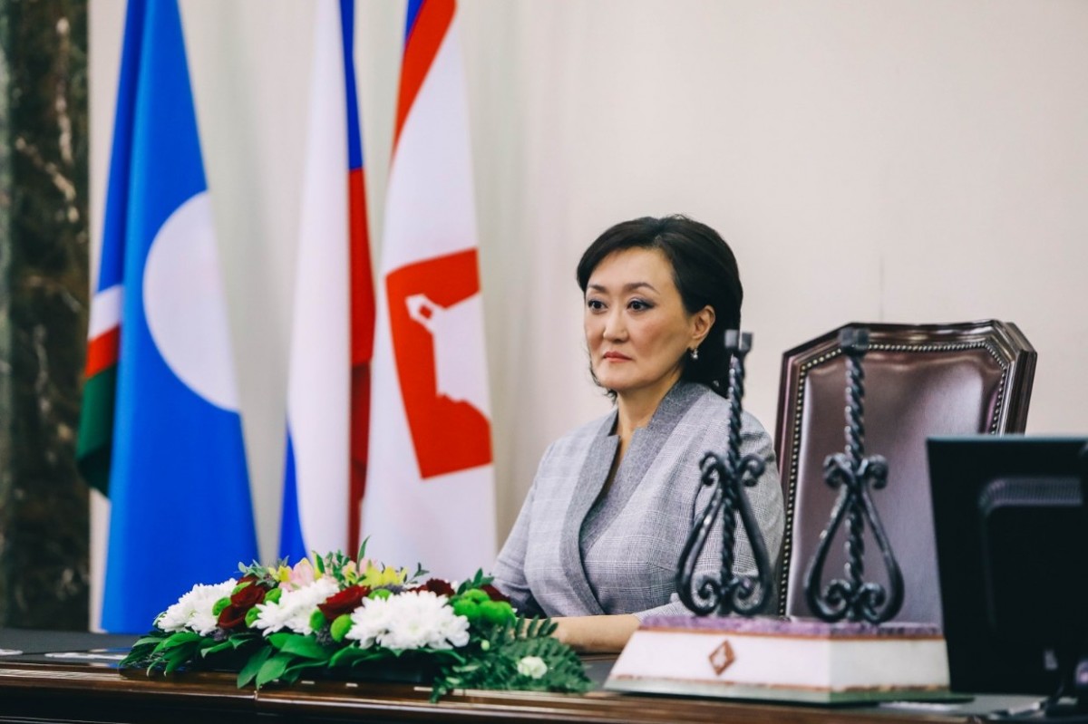 Сардана Авксентьева поздравляет с Днем города!