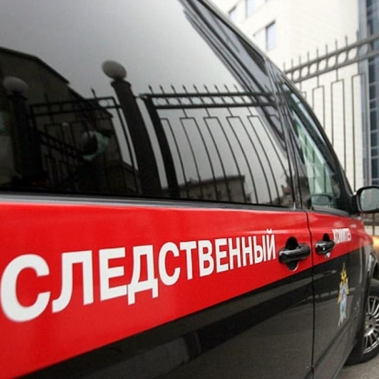 В Кобяйском районе устанавливаются обстоятельства гибели отца и сына, тела которых обнаружены при тушении пожара в гараже