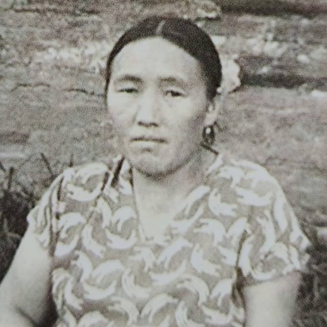 Федот Тумусов поздравил якутян с Днем матери стихотворением