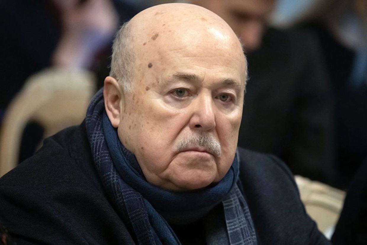 Александр Калягин поддержал Мирнинский театр