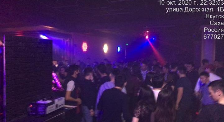 Оперативный штаб города Якутска проверяет объекты общепита и развлекательные заведения