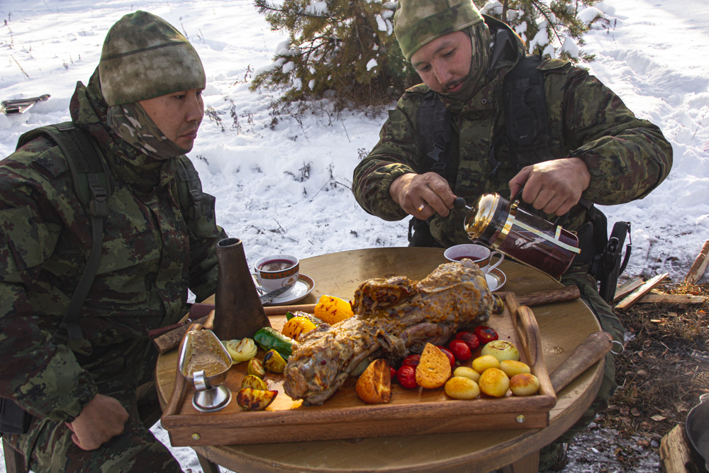Рецепт приготовления блюда от Спецназа Якутии "Белый медведь" войдет в кулинарную книгу ФСИН России