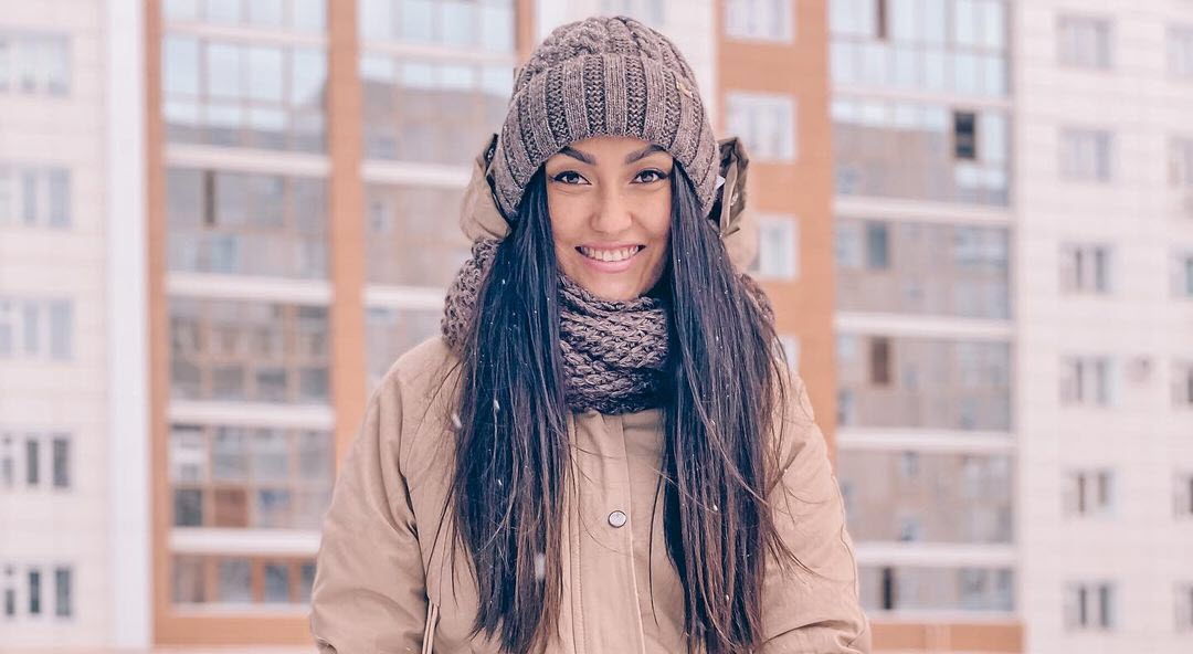 Блогер Паша Бояркина нашла деньги на улице и отдала их заявившей о пропаже прохожей