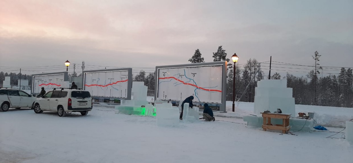 Открылся конкурс ледовых скульптур «Новогодняя фантазия» в Нижнем Бестяхе