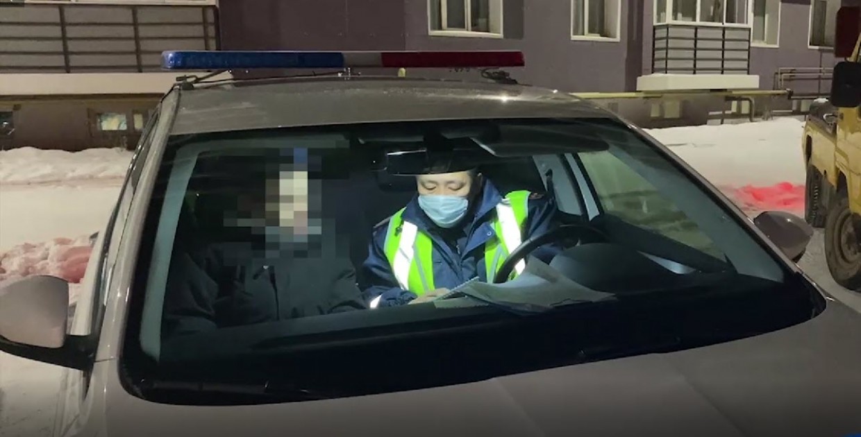 "Хотел отвезти косулю в ветклинику". Установлен водитель, сбивший дикое животное в 203 микрорайоне Якутска (видео)