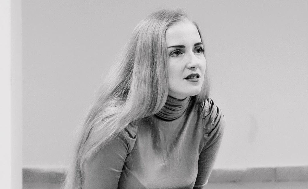 "За что вы меня оскорбляете? За то, что нашла лучше?". Надина Эльпис обратилась к якутским мужчинам