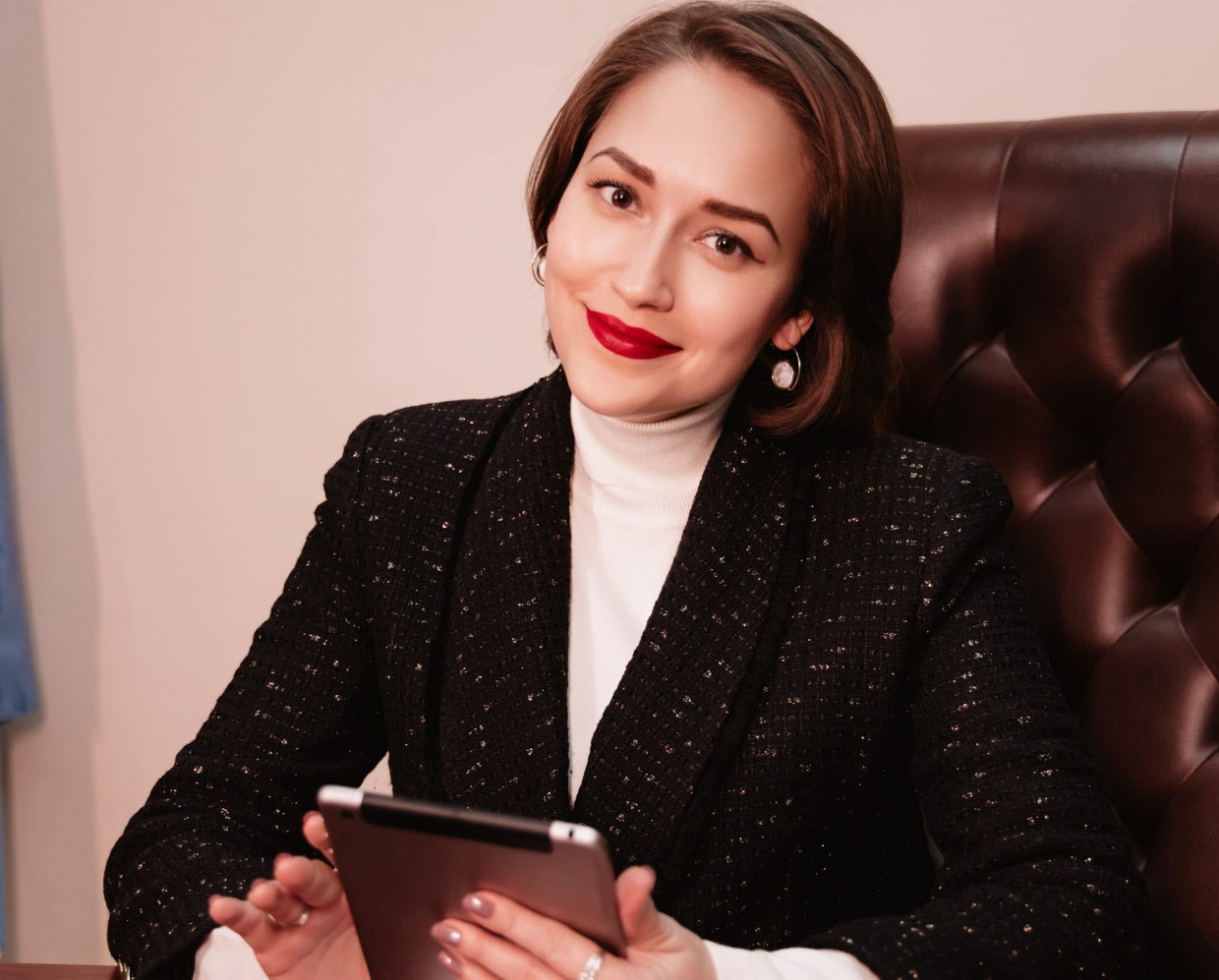 Ургант о растлении депутатов, Лисовец заступился за якутского министра, Высоких сменила аватарку