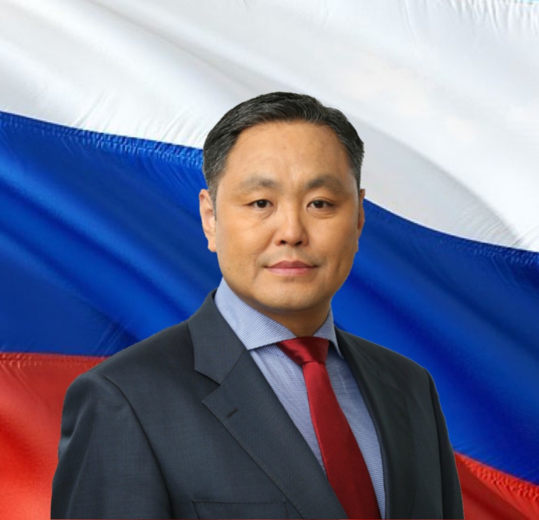 Альберт Семенов поздравляет с Днем Конституции РФ