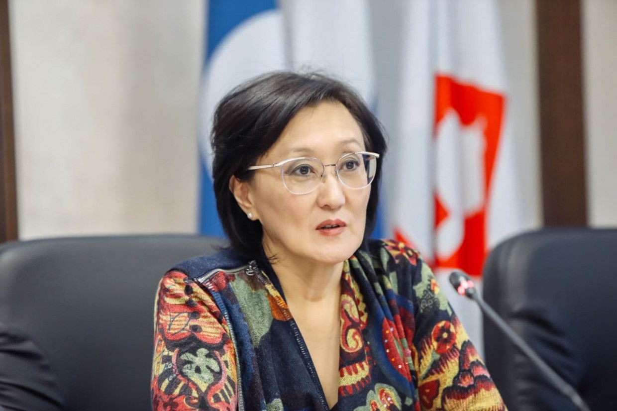 Сардана Авксентьева ответит на вопросы горожан в прямом эфире