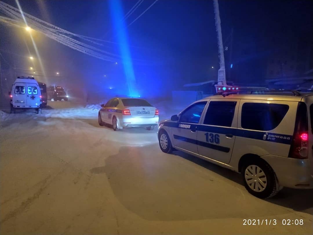 Сотрудники Госавтоинспекции помогли эвакуировать жильцов дома