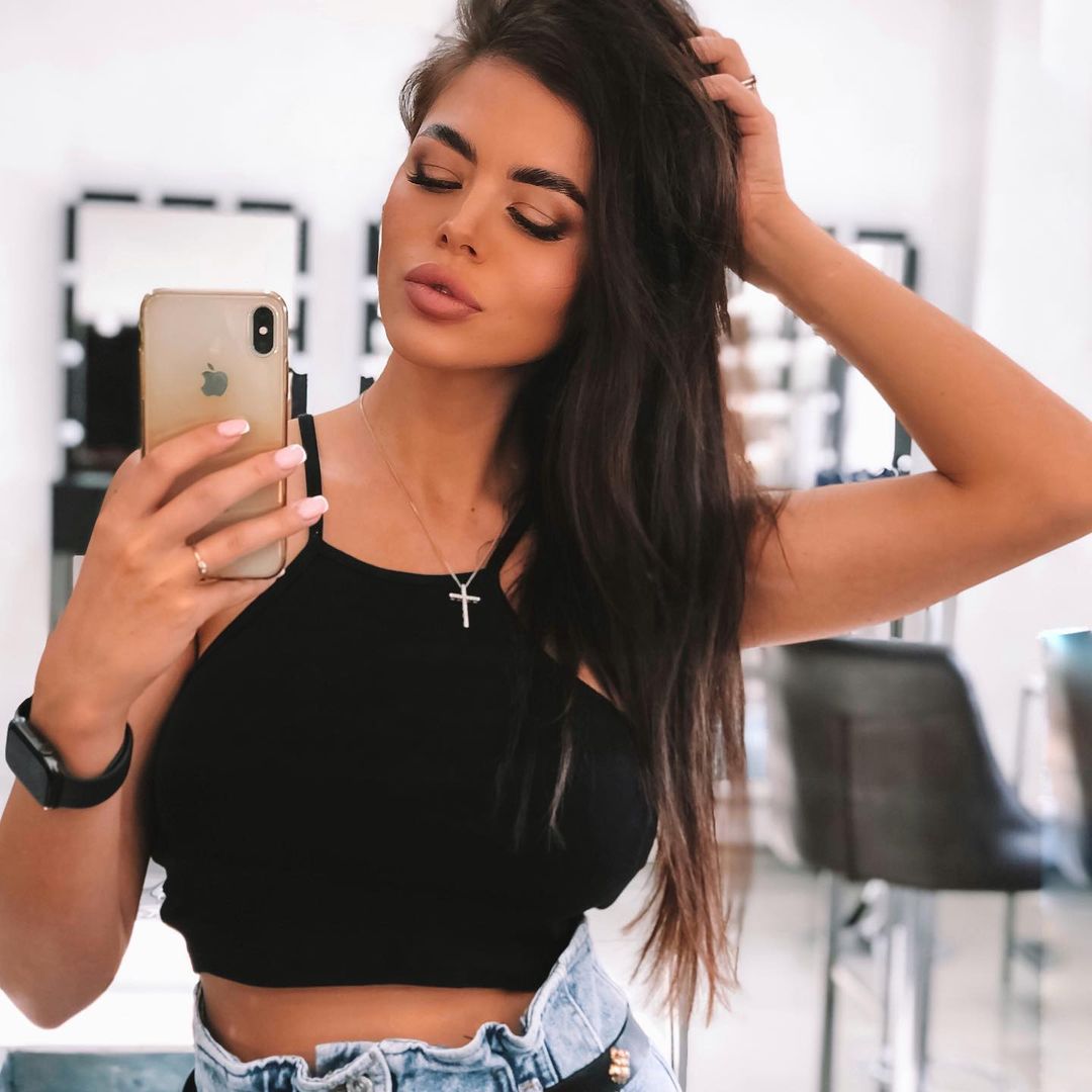 Модель из Якутска высказалась против несанкционированных митингов