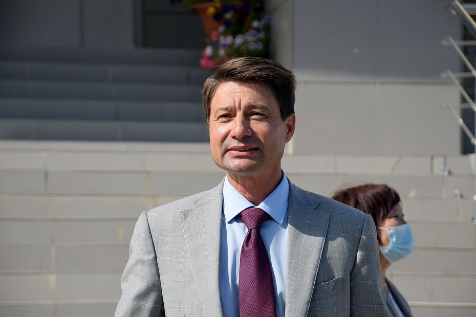 Владимир Федоров предложил выплатить штраф за Сулустаану Мыраан