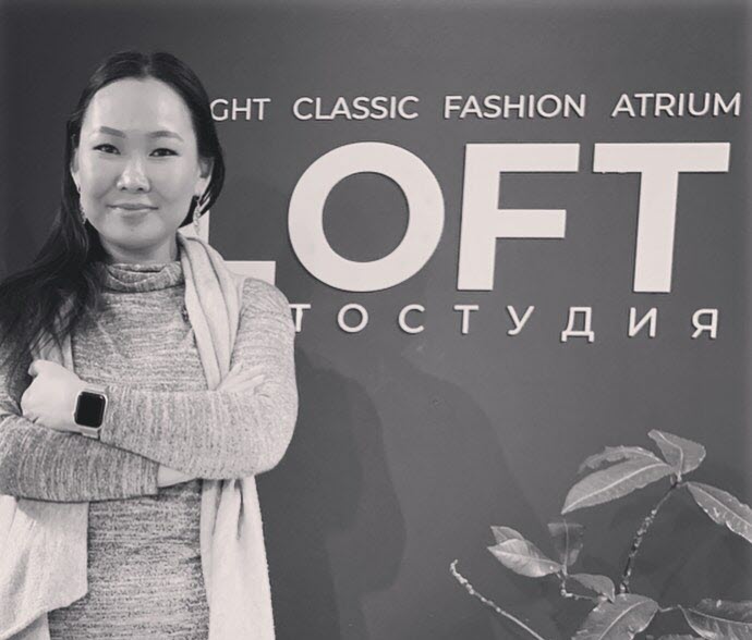 Варя Максима стала директором фотостудии в Якутске