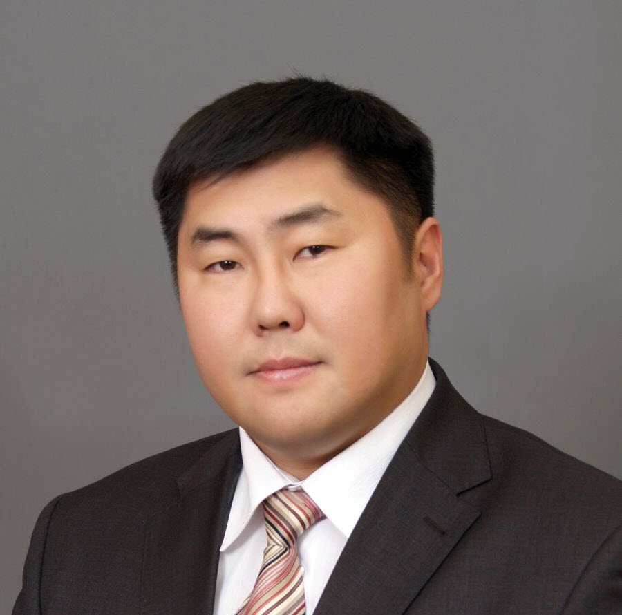 Зампредседателя Госкомитета по занятости Гаврил Харлампьев: "В первую очередь жителей Якутии волнуют вопросы трудоустройства"