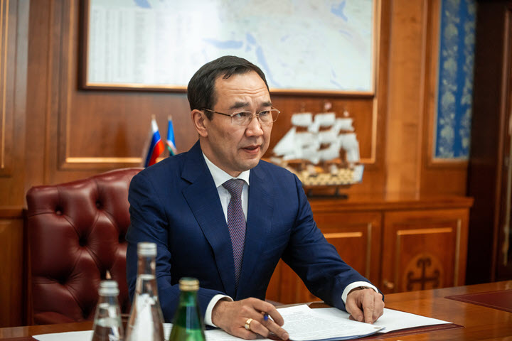 Глава Якутии провёл совещание по профилактике коррупционных правонарушений