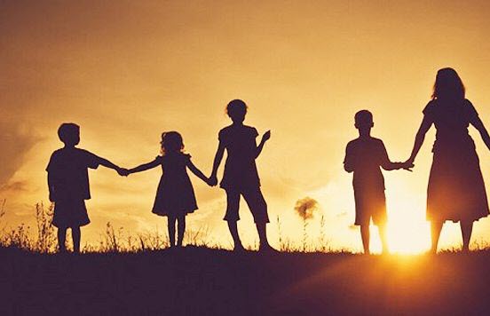 «Скажут, сама нарожала - сама и воспитывай», - многодетная мама из Якутска