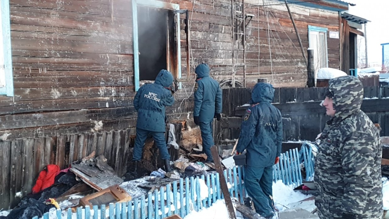 В Якутии в результате пожара погибли двое детей
