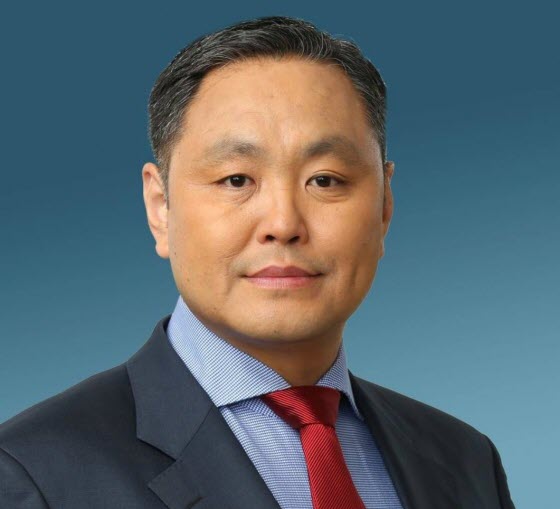 Альберт Семенов поздравляет с Днем защитника Отечества!